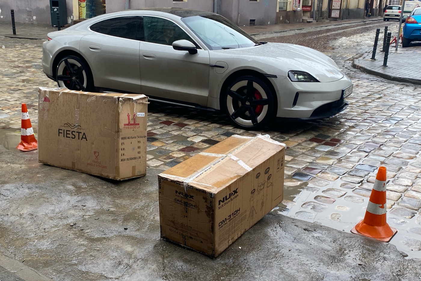 Viacheslav Poliakov. No parking